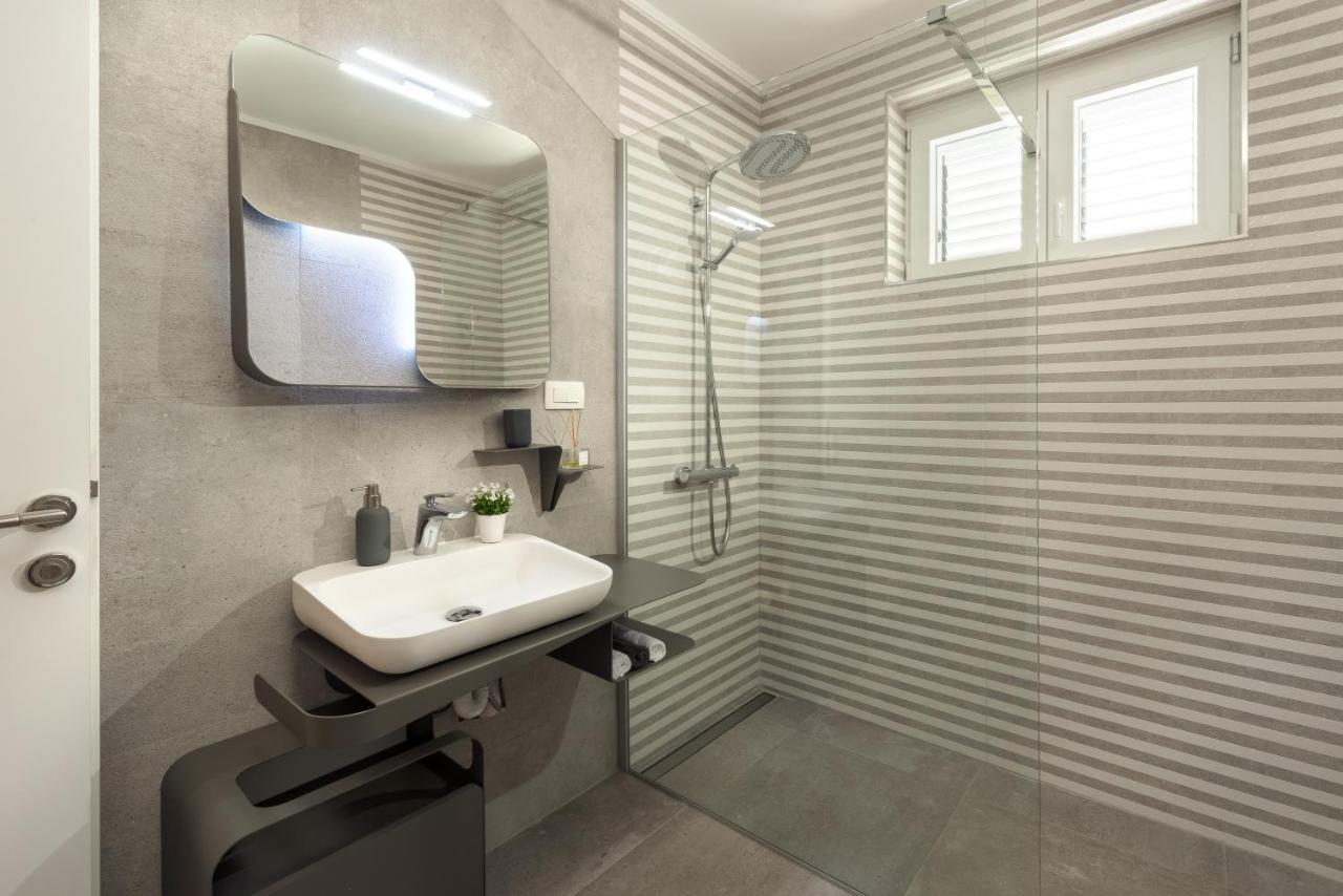 Villa Roko- The Spacious Luxury Trogir Luaran gambar